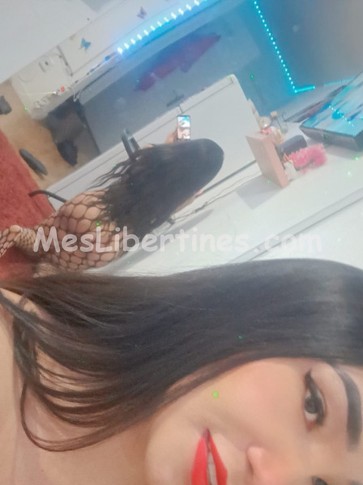 Annonce Jolie latine 18cm